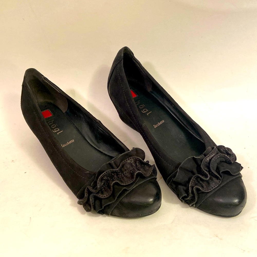 HÖGL Sacchetto Black Leather Ruffle Accents Low Wedge Pump Shoes UK 5/ US 7.5